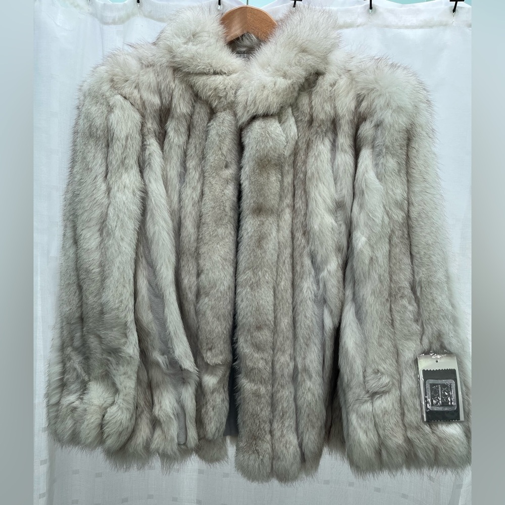 VINTAGE NWT Niki silver fox fur coat